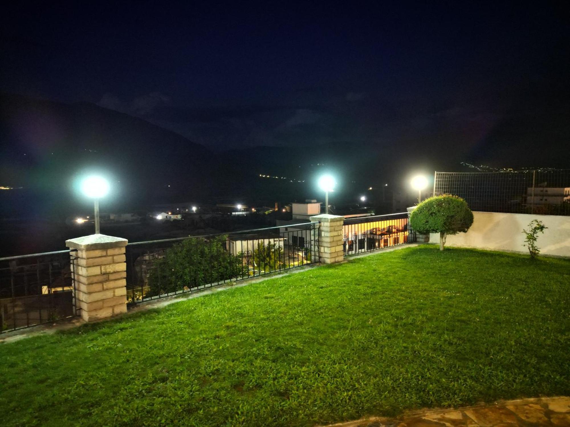 Shena Guest House Gjirokastra Zewnętrze zdjęcie